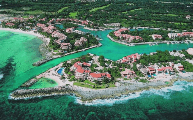 Luxury Cancun Airport Transportation to Puerto Aventuras
